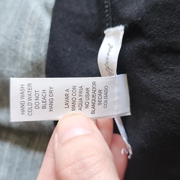 Charlotte Russe/Ambiance Apparel Black Crop Tee - Picture 5 of 5